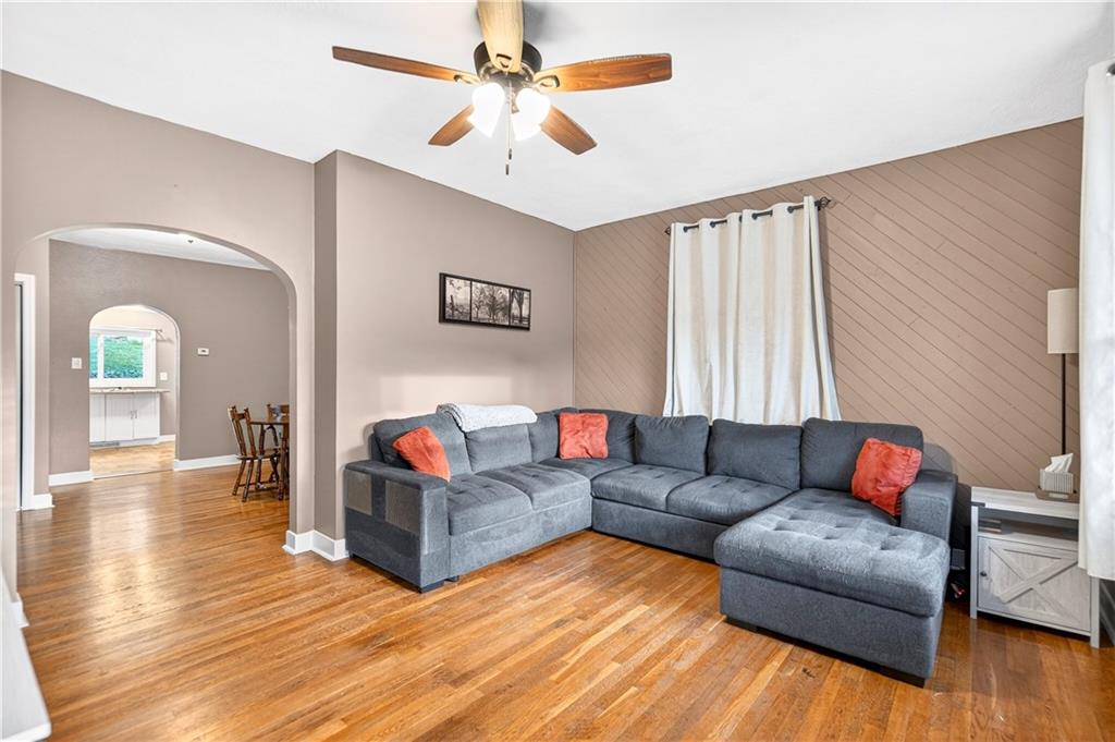 554 North Elm Street Butler, PA 16001 - Photo 5 of 31 a living room with furniture and wooden floor