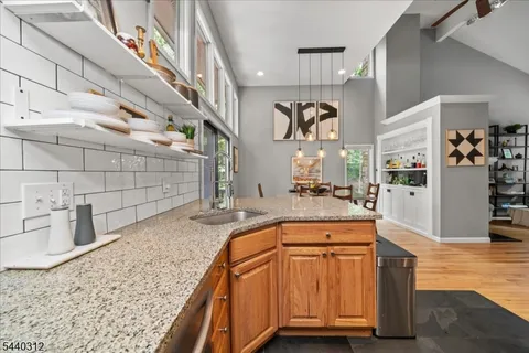 $500,000 | 61 Sandpiper Drive, Hackettstown, NJ 07840