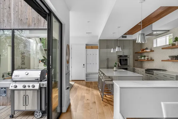 $2,500,000 | 1605 Chelsea Lane, Unit 1, Austin, TX 78704