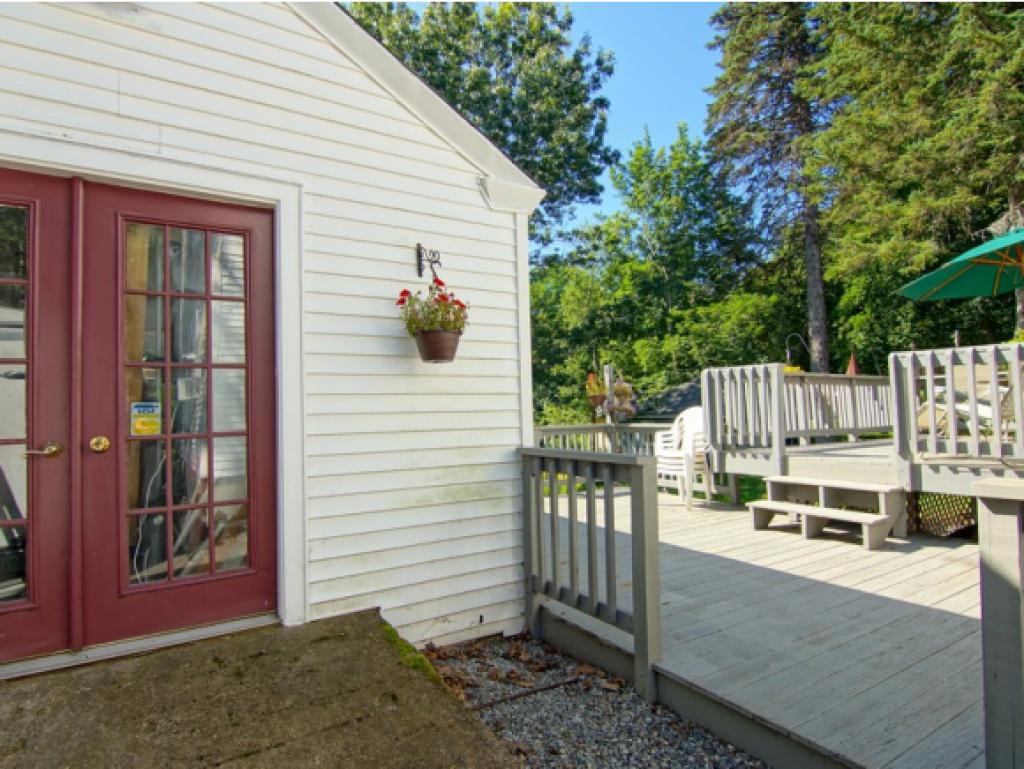782 Middle Road Portsmouth, NH 03801 - Photo 23 of 32 Gallery Image 23