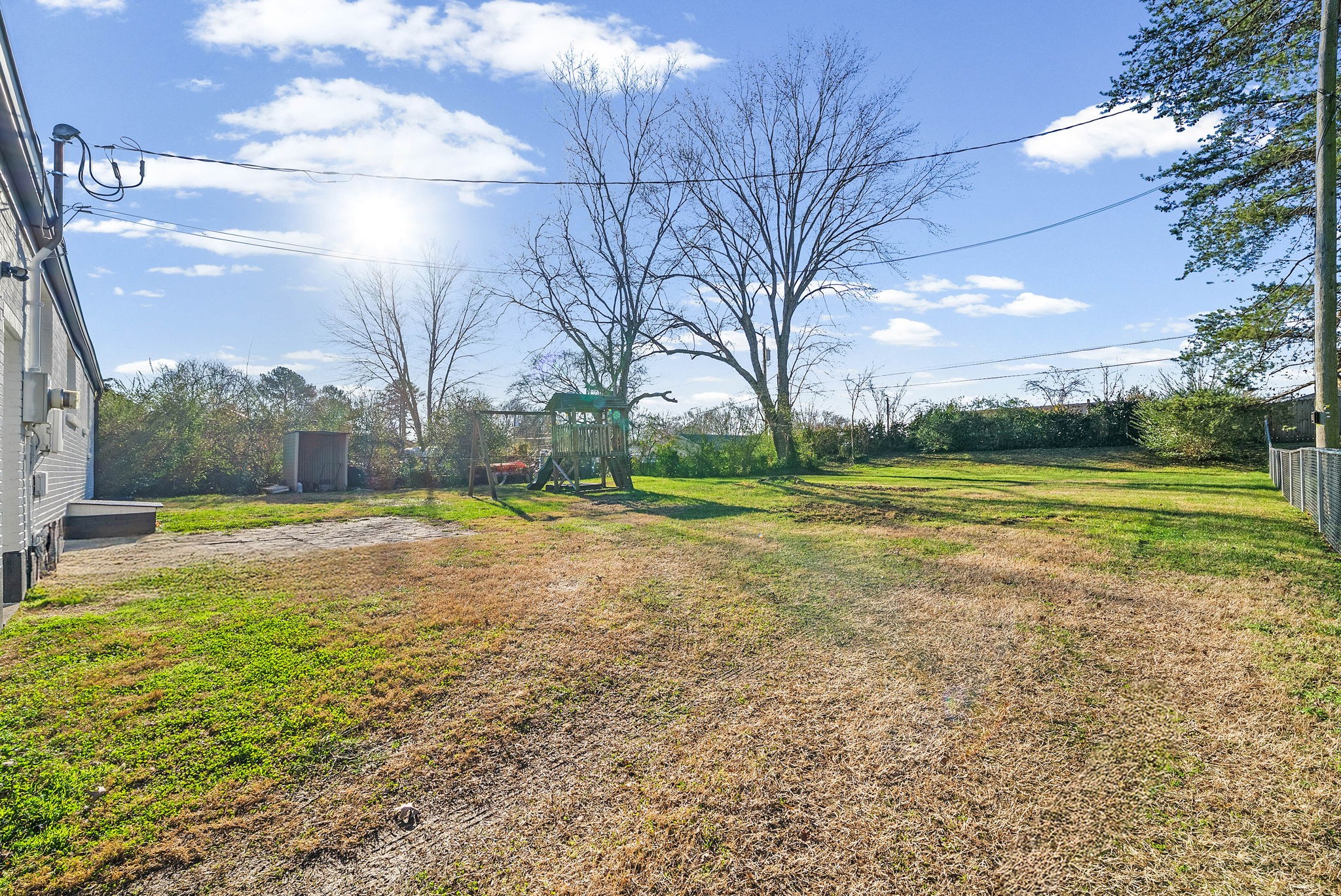 1673 Valley Road Clarksville, TN 37043 - Photo 26 of 33 a view of a volley ball court