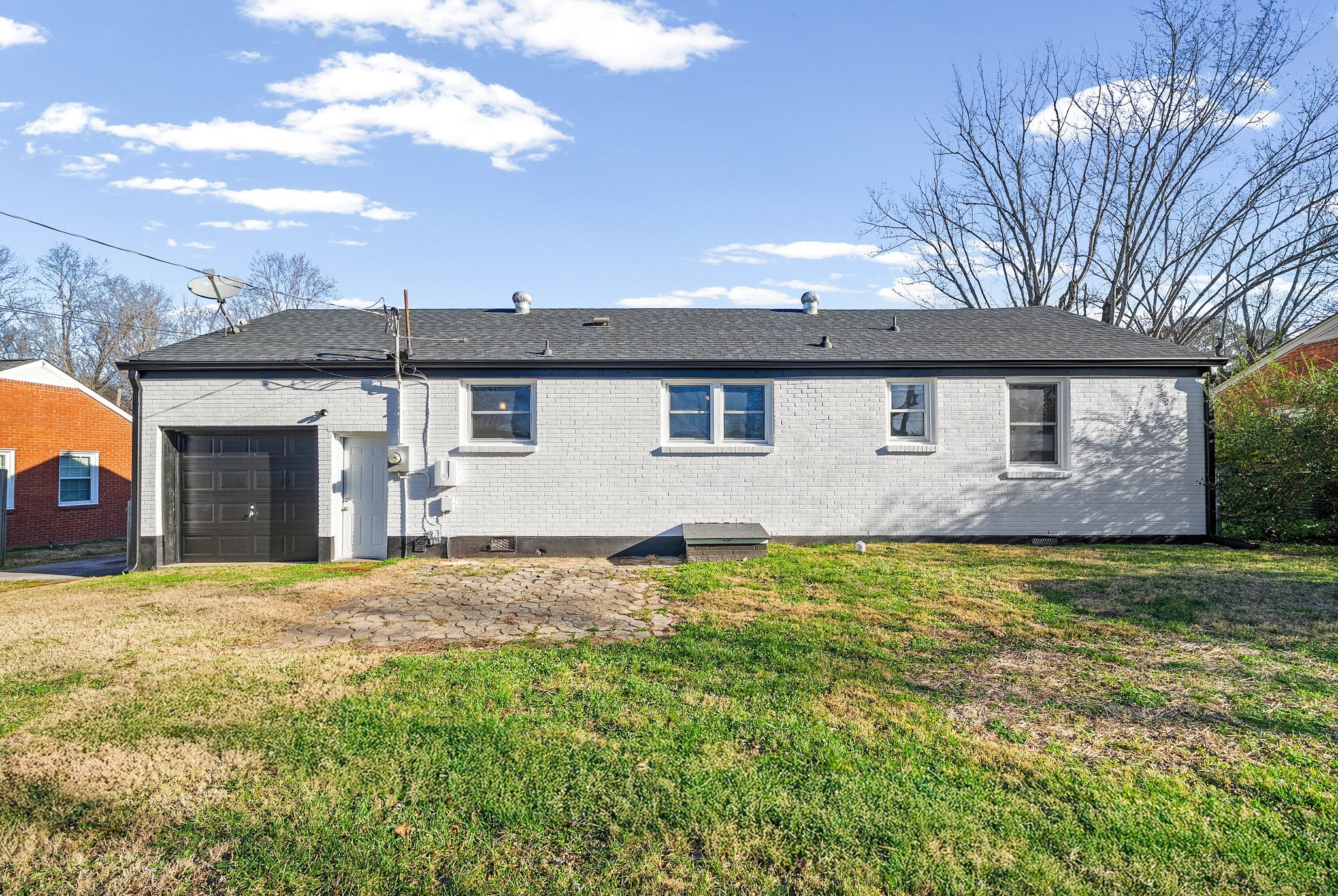 1673 Valley Road Clarksville, TN 37043 - Photo 28 of 33 a front view of a house with garden