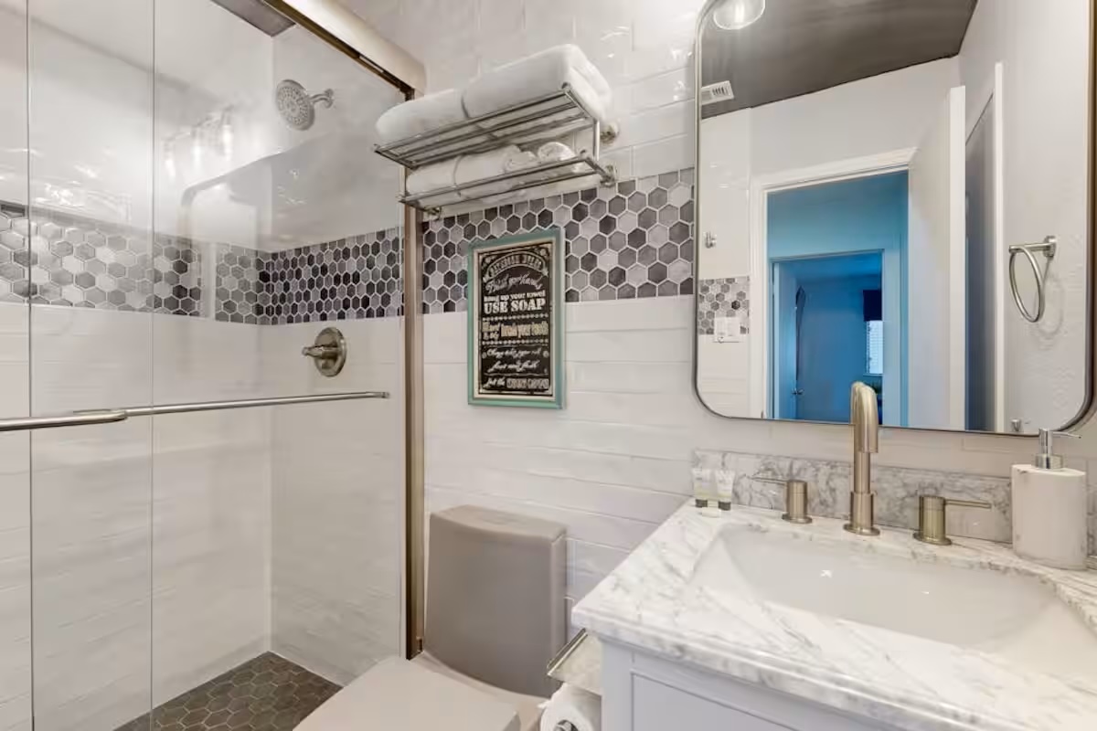 9820 Briar Ridge Drive Austin, TX 78748 - Photo 6 of 10 Gallery Image 6