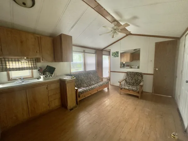 $22,900 | 14 Manor Circle, Mount Carroll, IL 61053