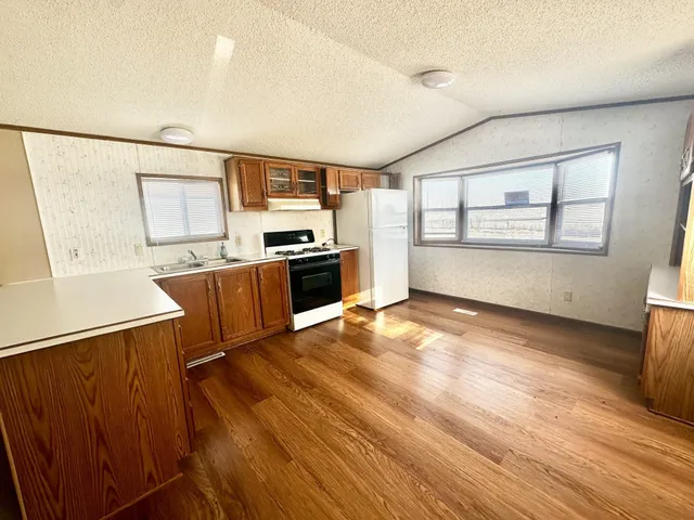 $22,900 | 14 Manor Circle, Mount Carroll, IL 61053