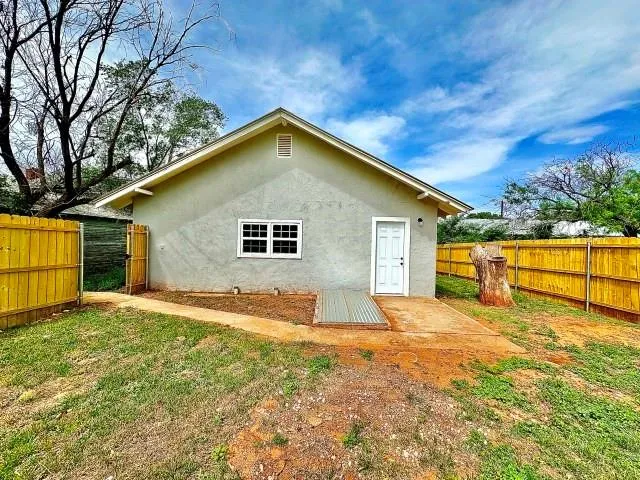$160,000 | 1004 Oak Street, Sweetwater, TX 79556