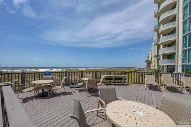 a view of building with outdoor space