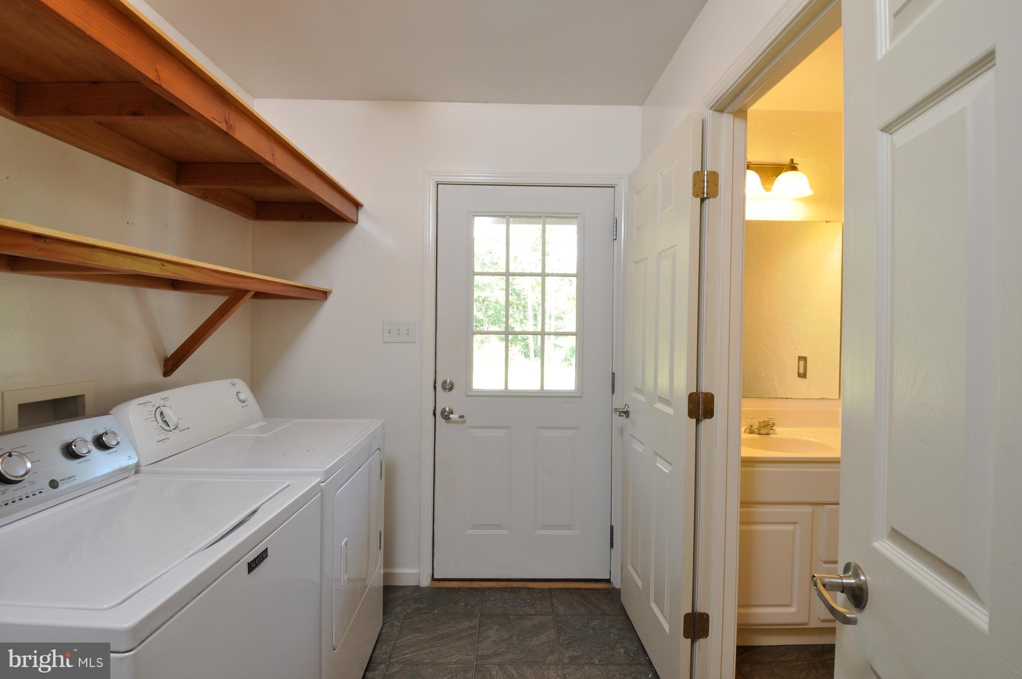 14333 Poplar Neck Road King George, VA 22485 - Photo 13 of 30 Large landury room/ Mud room