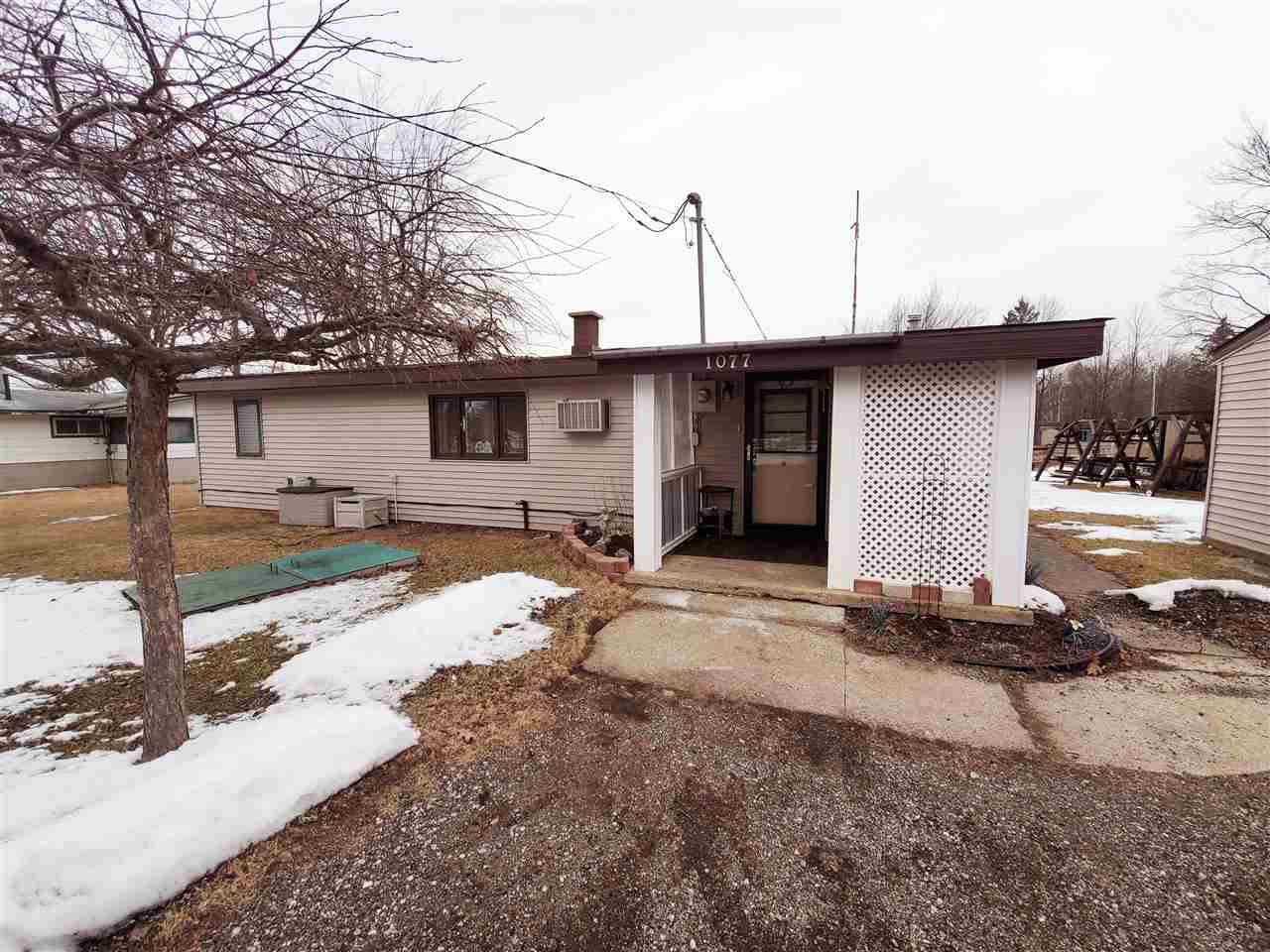 1077 East Brushaber Road Hope, MI 48628 - Photo 23 of 34