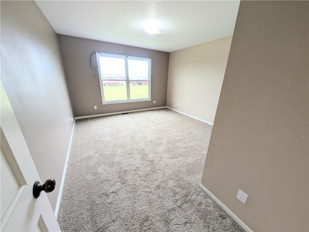 2661 Nebraska Road La Harpe, KS 66751 - Photo 29 of 38