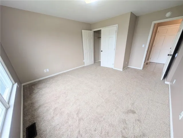 $275,000 | 2661 Nebraska Road, La Harpe, KS 66751