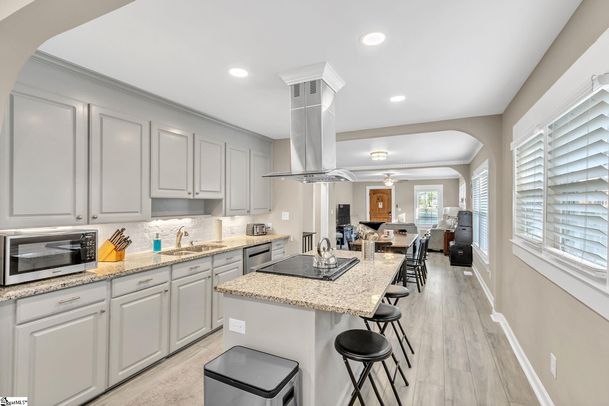 301 South Franklin Road Greenville, SC 29609 - Photo 11 of 25 Gallery Image 11