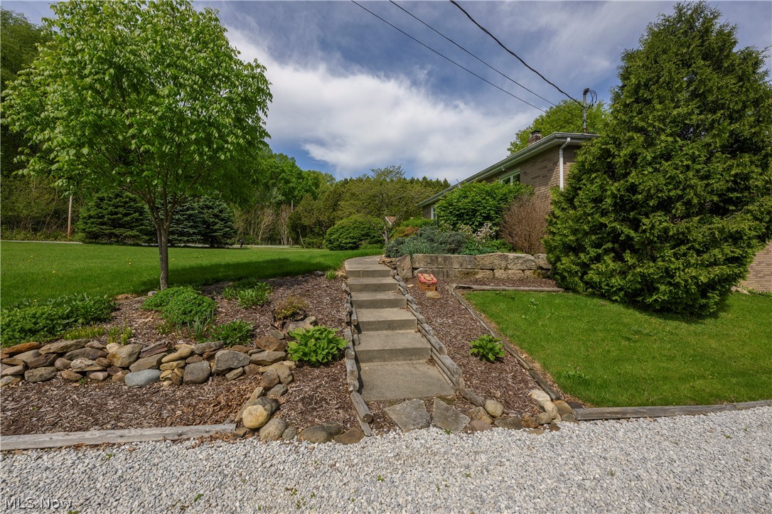2677 Summit Road Akron, OH 44321 - Photo 29 of 33