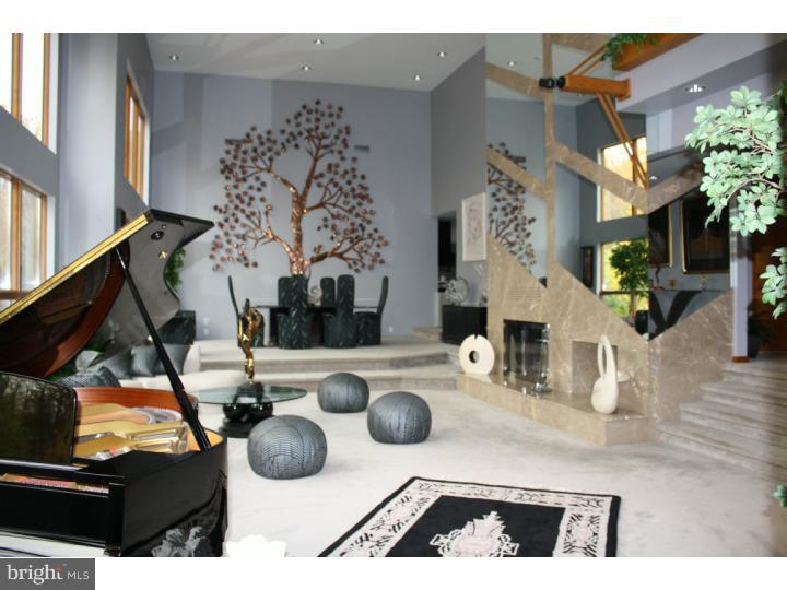 1090 Media Line Road Newtown Square, PA 19073 - Photo 13 of 24 Living Room