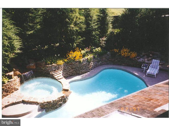 1090 Media Line Road Newtown Square, PA 19073 - Photo 8 of 24