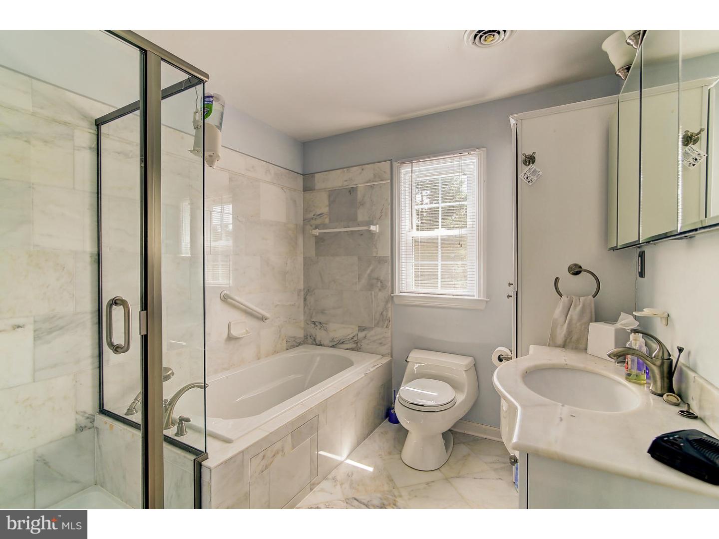 11 Fieldston Road Princeton, NJ 08540 - Photo 16 of 23 Master Bathroom