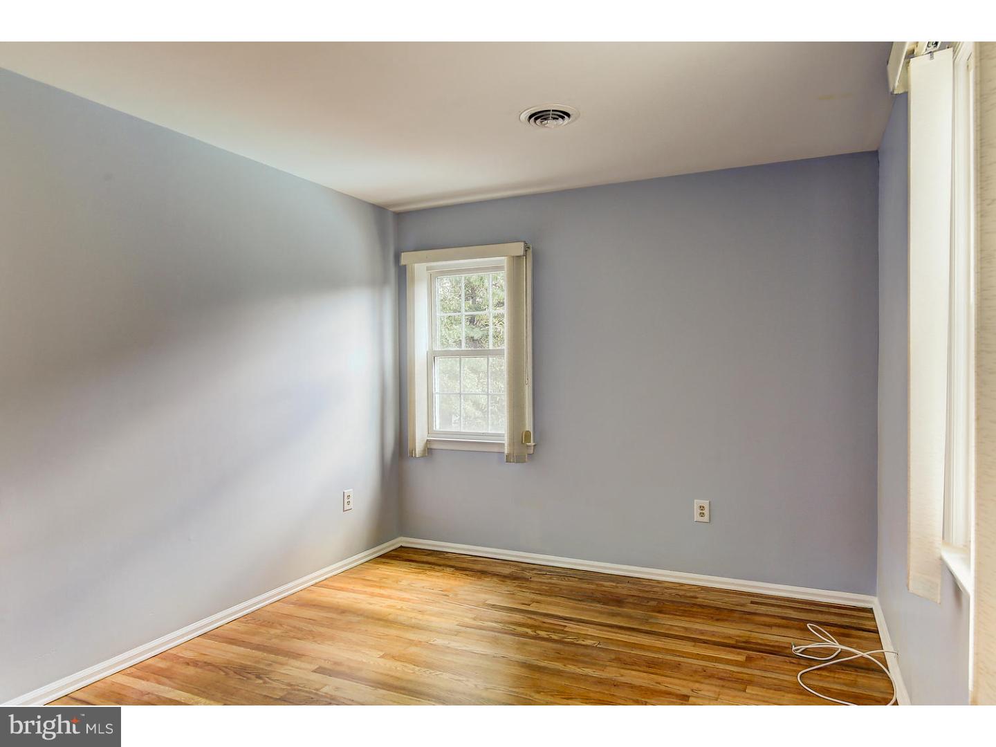 11 Fieldston Road Princeton, NJ 08540 - Photo 17 of 23 Bedroom 2