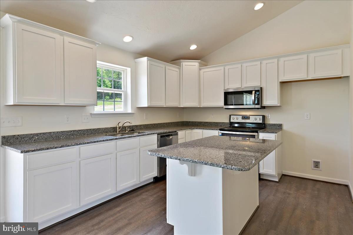 60 Fox Run Road Hanover, PA 17331 - Photo 7 of 16