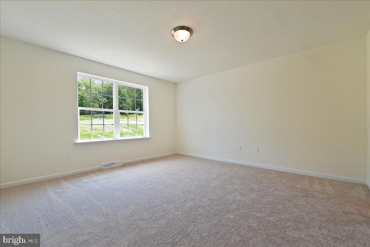 60 Fox Run Road Hanover, PA 17331 - Photo 10 of 16