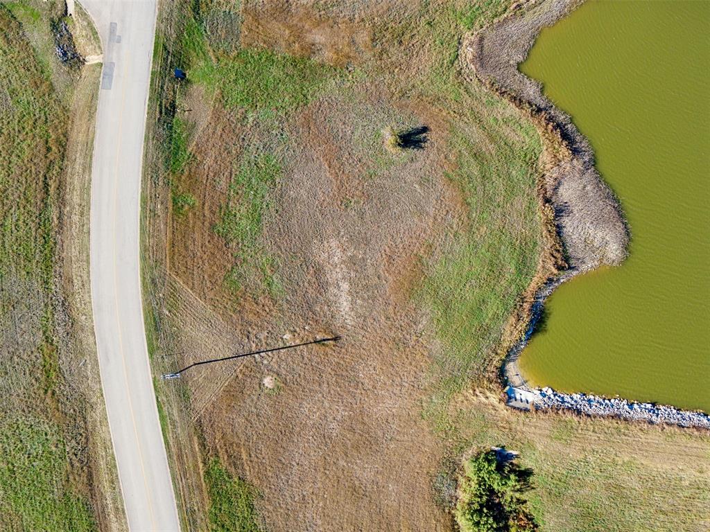 7301 Retreat Boulevard Cleburne, TX 76033 - Photo 10 of 40 a bathroom with a shower