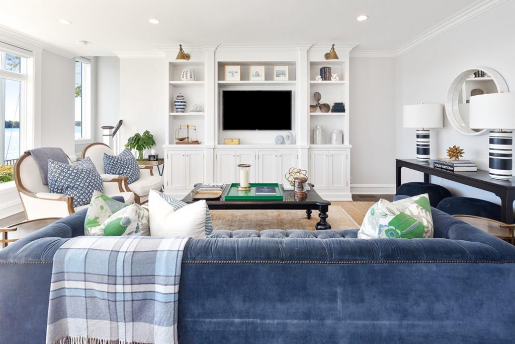 199 Downer Avenue Hingham, MA 02043 - Photo 4 of 15