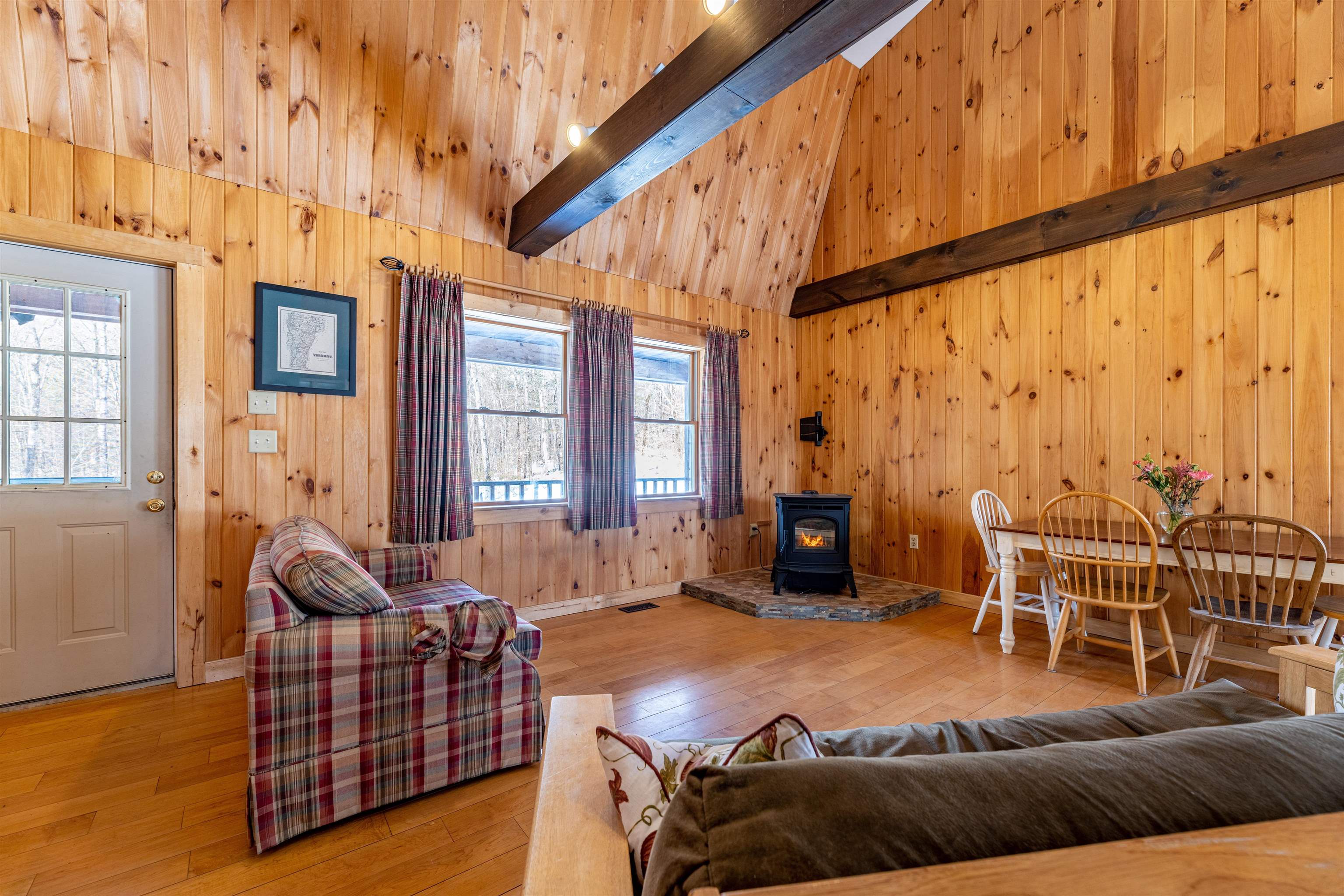 415 Ayers Road Vershire, VT 05079 - Photo 6 of 10 Gallery Image 6