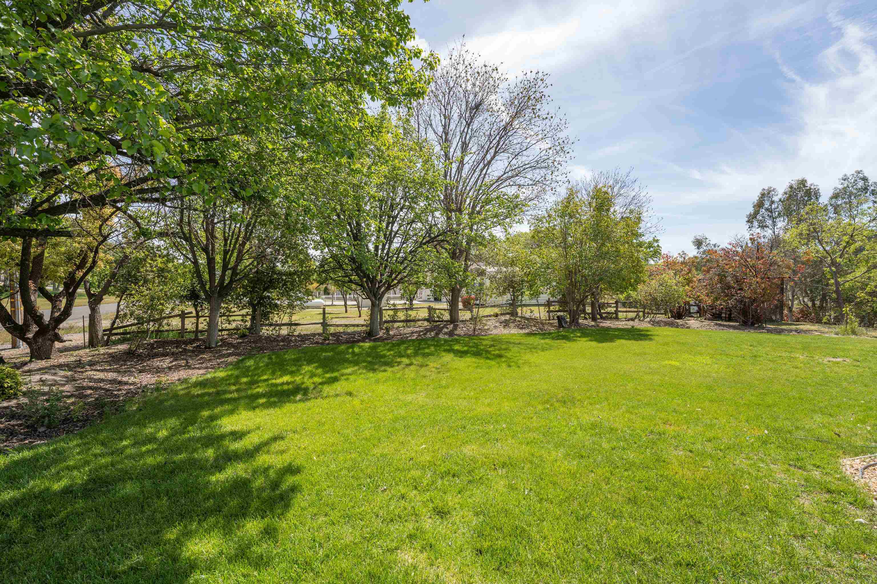18755 Drake Road Red Bluff, CA 96080 - Photo 5 of 56