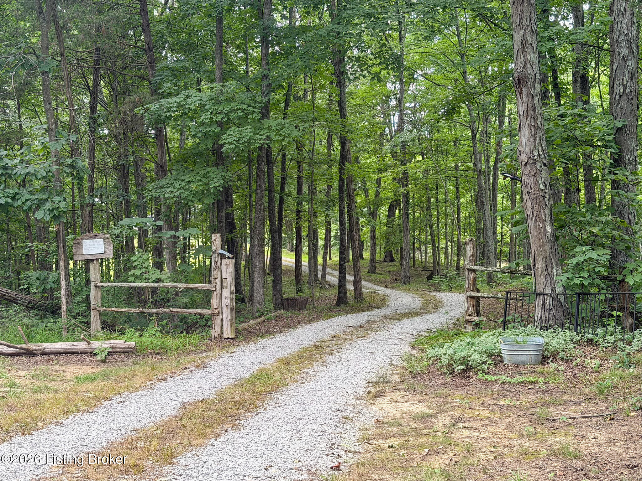 1404 Catwalk Road Bagdad, KY 40003 - Photo 8 of 80 Entrance into Property