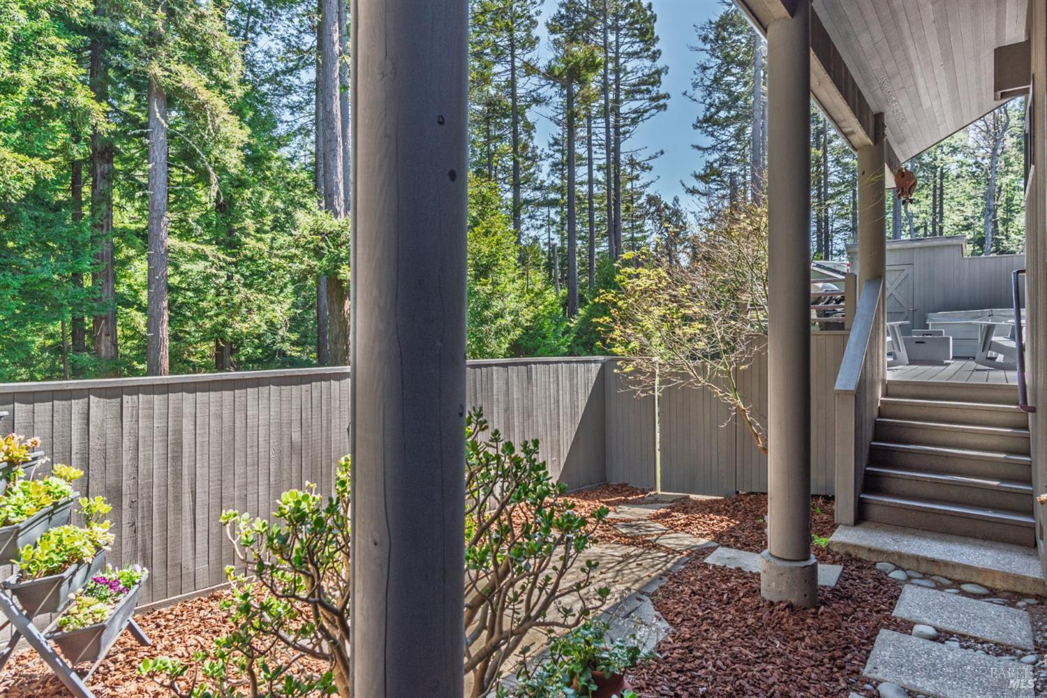 135 Larkspur Close The Sea Ranch, CA 95497 - Photo 23 of 37