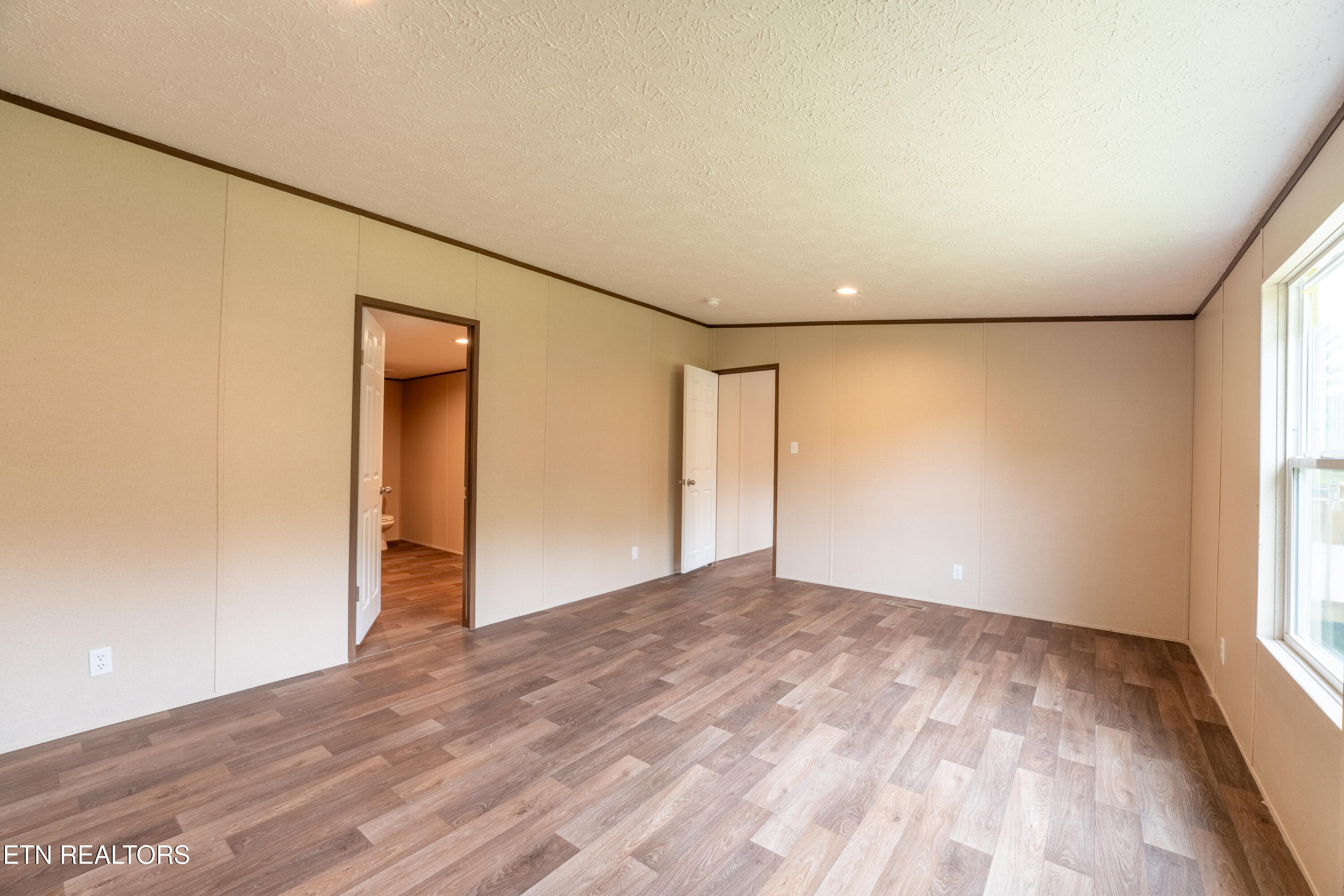 1587 Sweetwater Road Philadelphia, TN 37846 - Photo 17 of 46 15