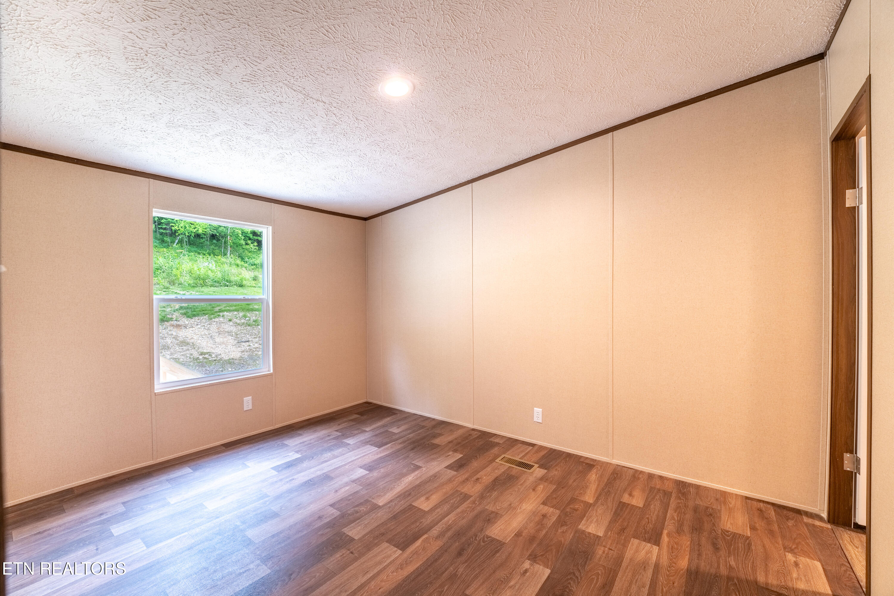 1587 Sweetwater Road Philadelphia, TN 37846 - Photo 24 of 46 22