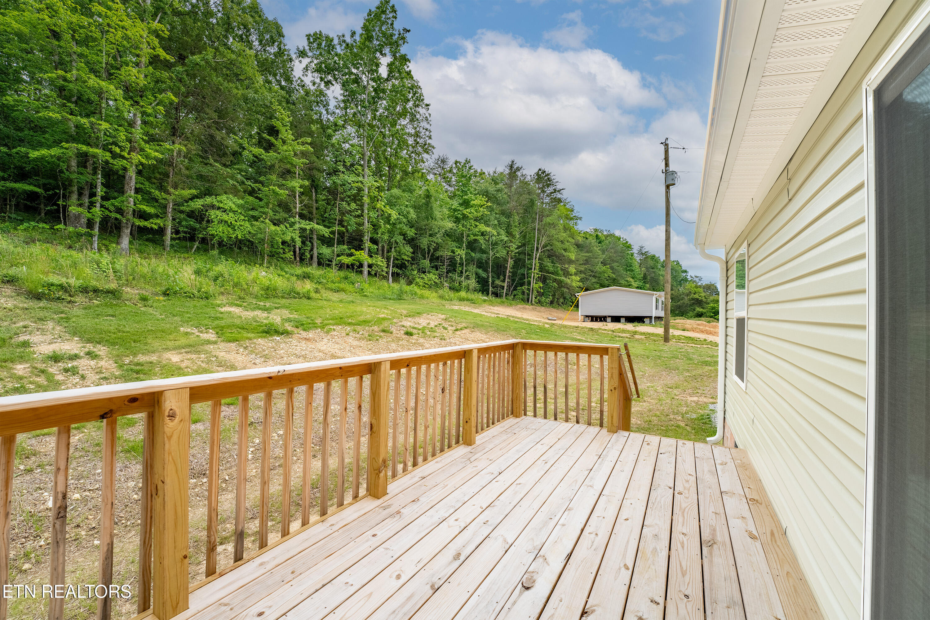 1587 Sweetwater Road Philadelphia, TN 37846 - Photo 29 of 46 27
