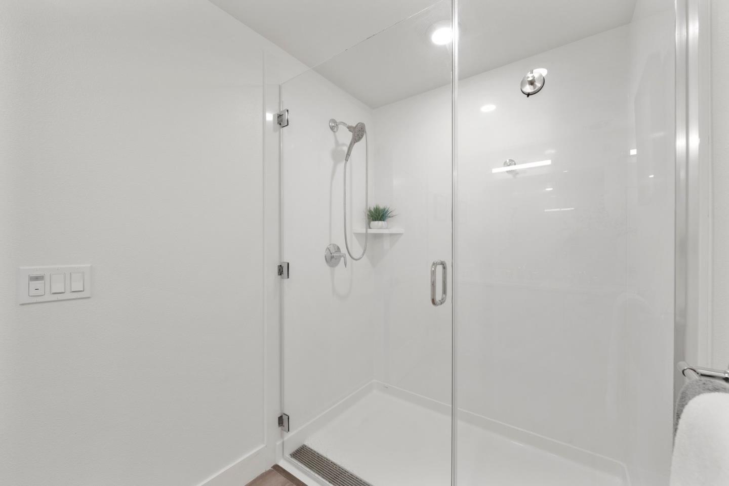 3578 Rambla Place, Unit 311 Santa Clara, CA 95051 - Photo 15 of 48 a bathroom with a shower