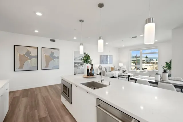 $5,600 | 3578 Rambla Place, Unit 311, Santa Clara, CA 95051