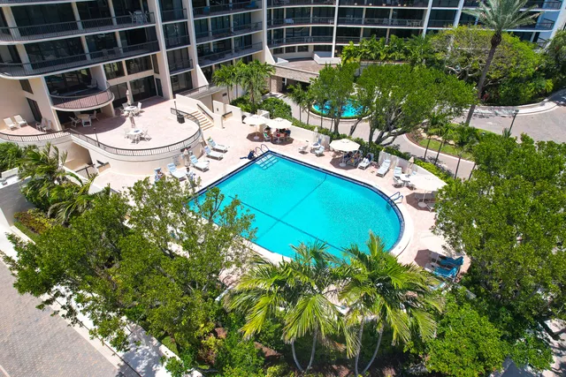 $1,290,000 | 4740 South Ocean Boulevard, Unit 511, Highland Beach, FL 33487
