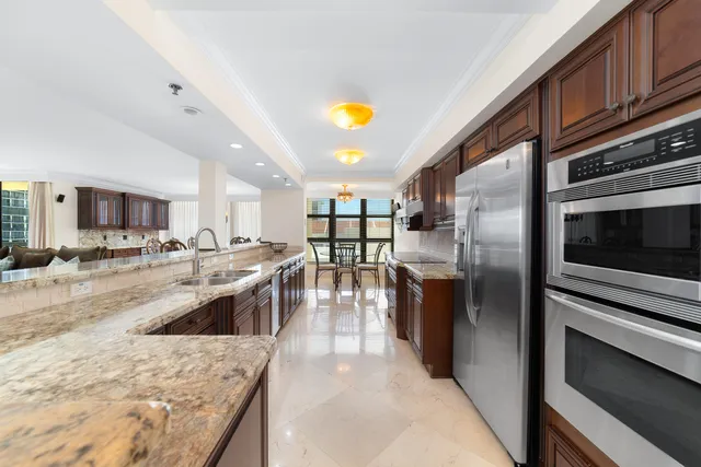 $1,290,000 | 4740 South Ocean Boulevard, Unit 511, Highland Beach, FL 33487