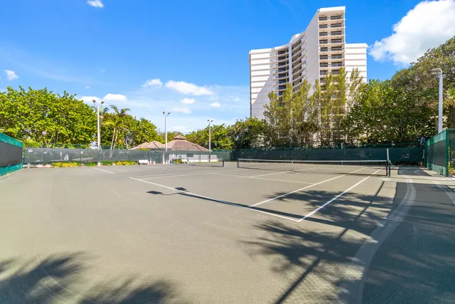 $1,290,000 | 4740 South Ocean Boulevard, Unit 511, Highland Beach, FL 33487