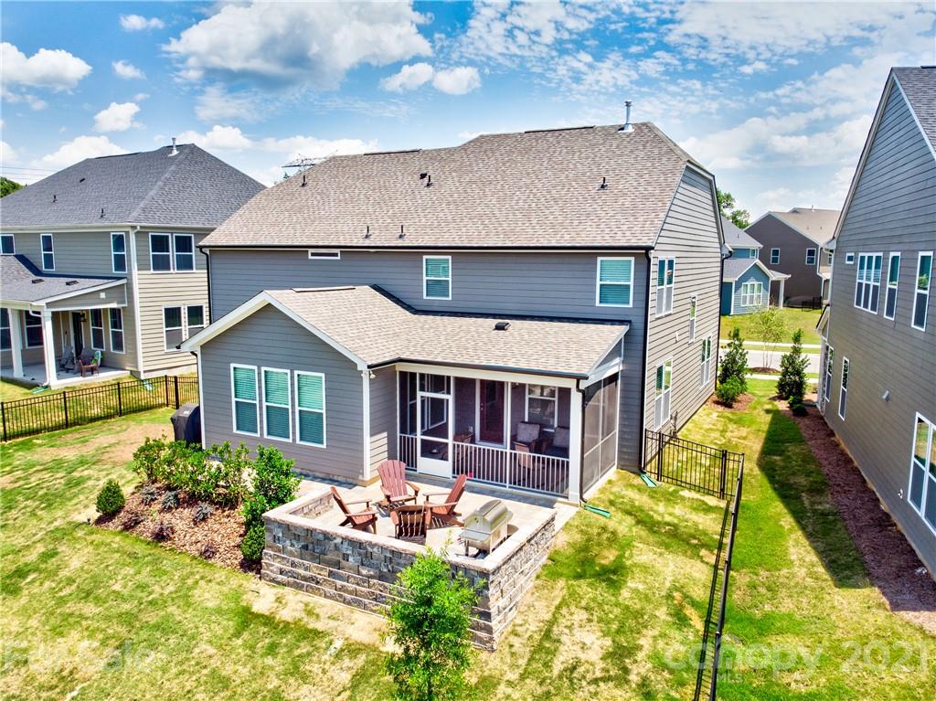 808 Flatwater Court Fort Mill, SC 29708 - Photo 33 of 46 Gallery Image 33