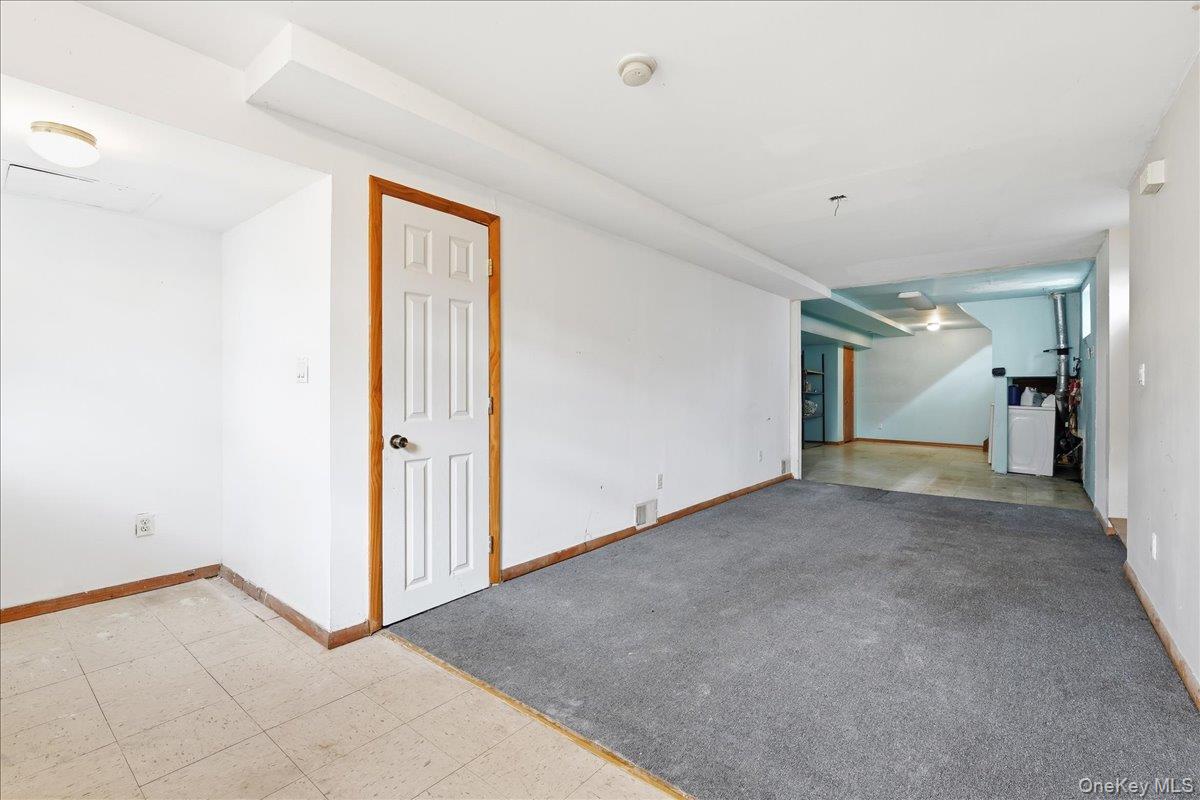 1050 Rensselaer Avenue Staten Island, NY 10309 - Photo 12 of 24 a view of an empty room