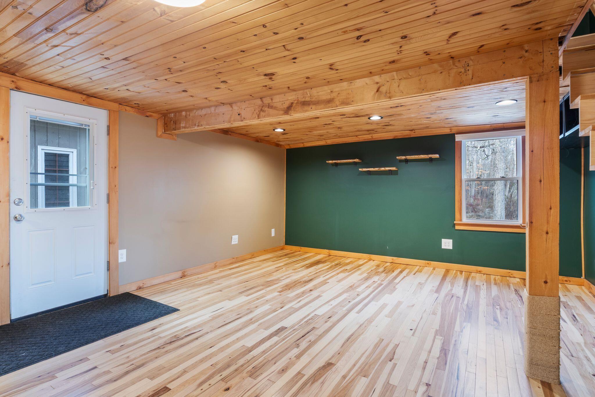 37 Swan Road Windham, ME 04062 - Photo 12 of 61 37_Swan_Rd_11