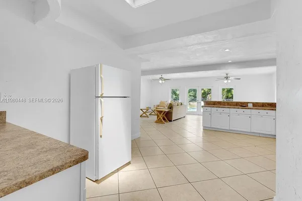 $3,800 | 2417 Pierce Street, Hollywood, FL 33020