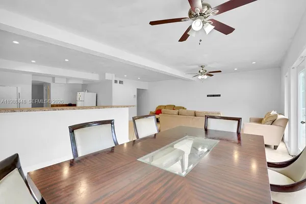 $3,800 | 2417 Pierce Street, Hollywood, FL 33020