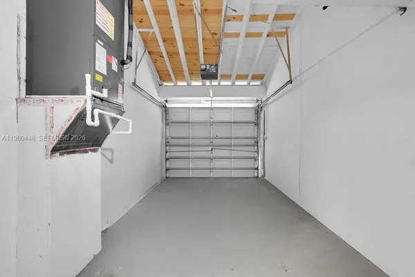 $3,800 | 2417 Pierce Street, Hollywood, FL 33020