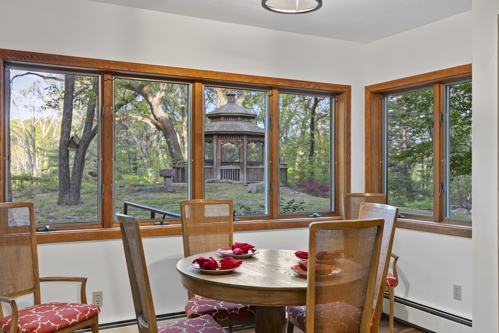 19 Parmenter Road Framingham, MA 01701 - Photo 8 of 33