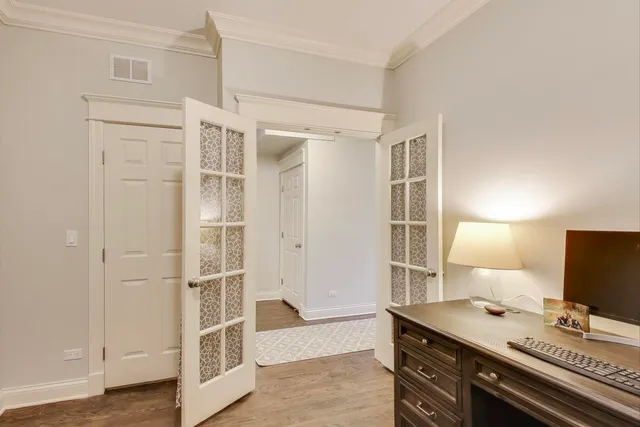 $999,000 | 1169 West Eddy Street, Unit 101, Chicago, IL 60657