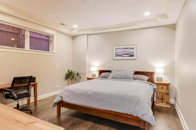 $999,000 | 1169 West Eddy Street, Unit 101, Chicago, IL 60657