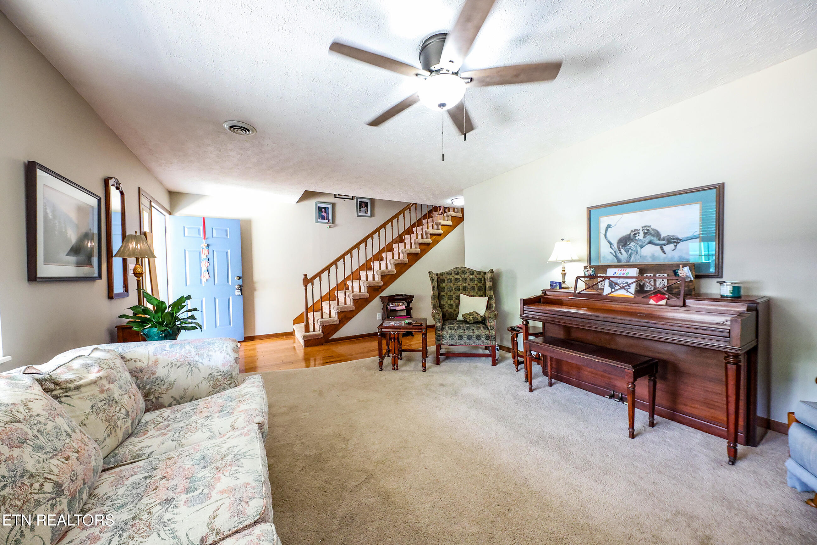 160 High Point Lane Oak Ridge, TN 37830 - Photo 15 of 18 14d179A6817 copy (1)