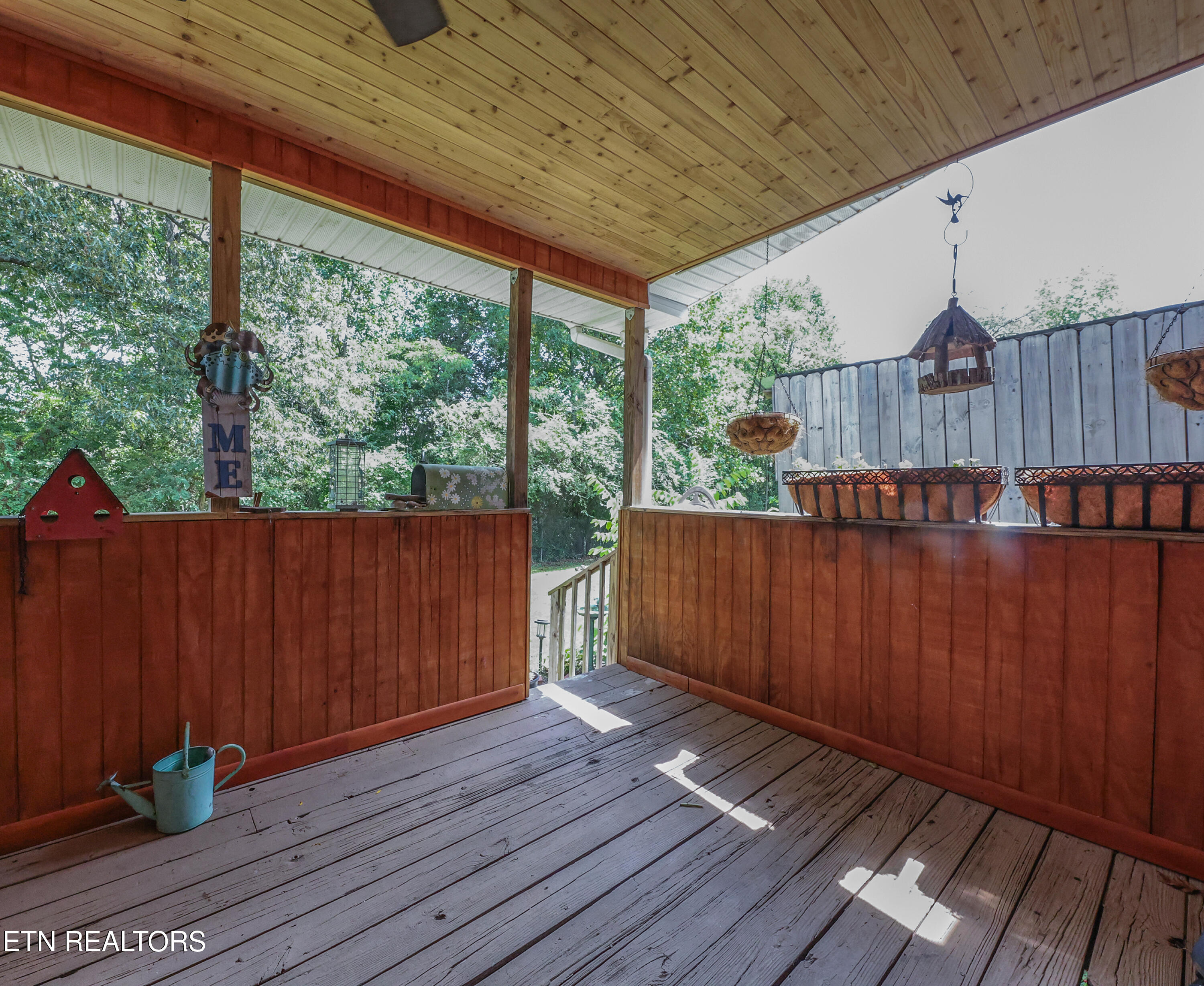 160 High Point Lane Oak Ridge, TN 37830 - Photo 18 of 18 d179A6966 copy (1)