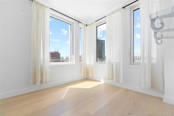 $839,000 | 136-18 Maple Avenue, Unit 5F | Flushing