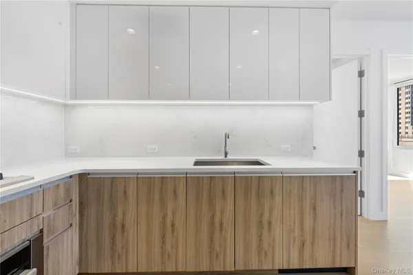 $839,000 | 136-18 Maple Avenue, Unit 5F | Flushing